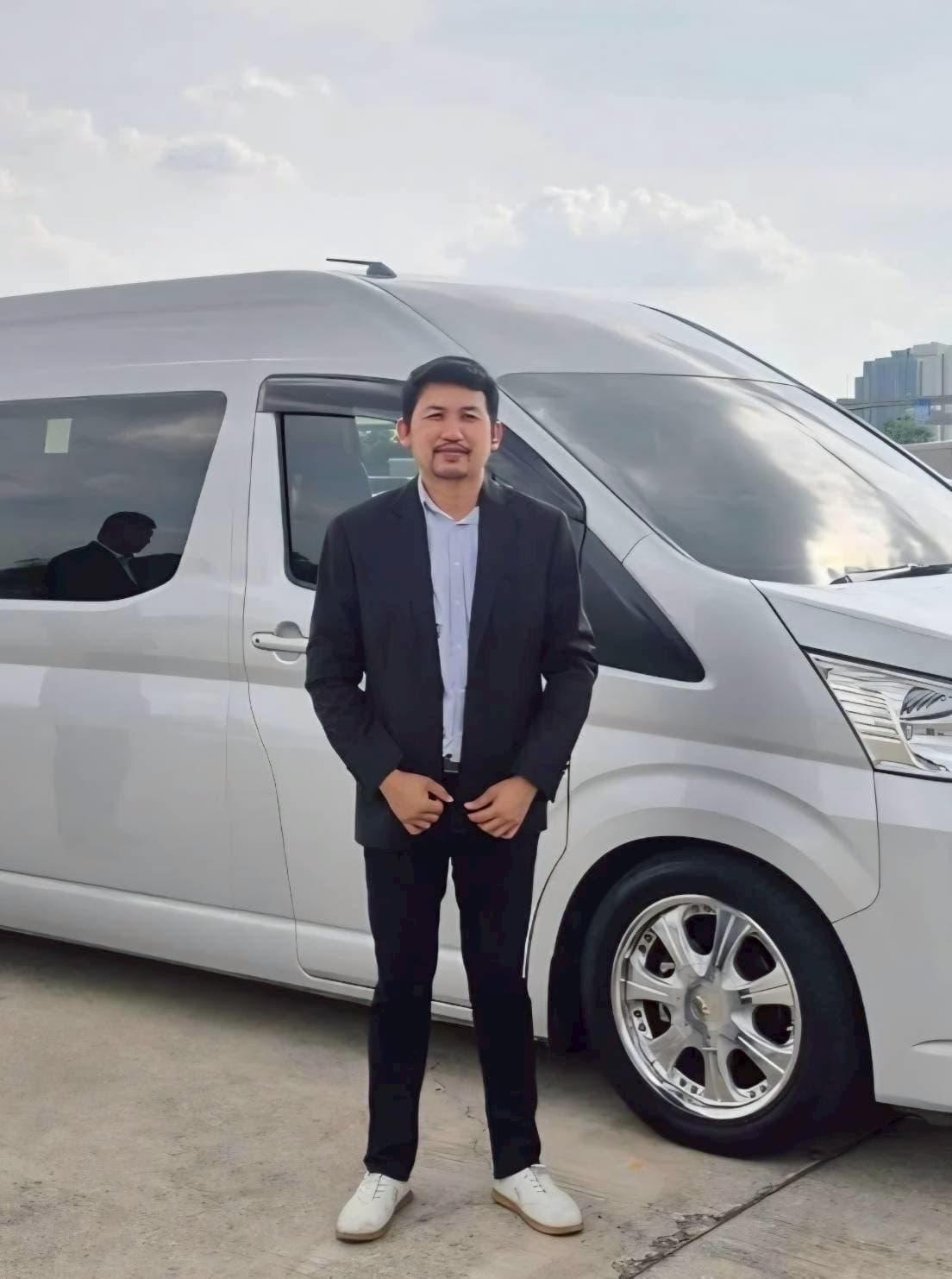Premium Van Gallery