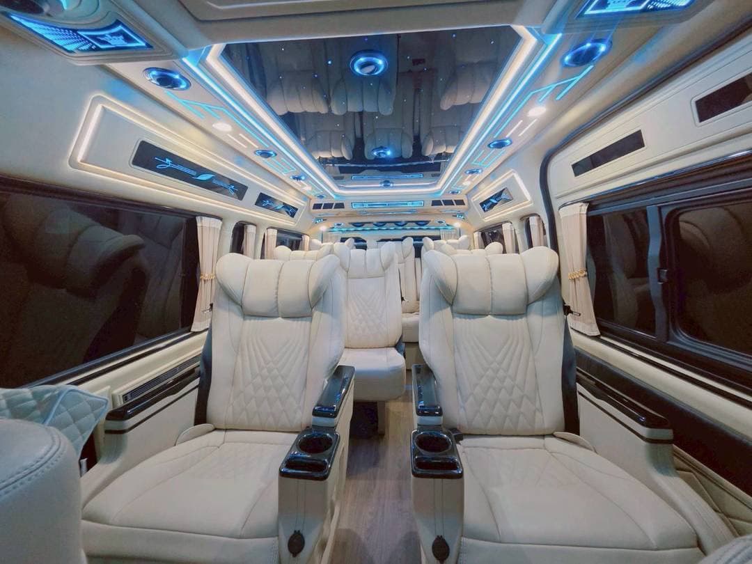 Premium Van Gallery